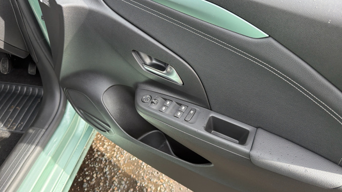Vauxhall Corsa 1.2 Turbo Yes 5dr [Winter Pack] Petrol Hatchback - Image 30